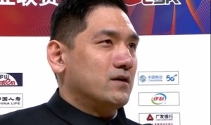 九游体育-钟诚：球队这赛季一直被伤病困扰 姜伟泽这场比赛应该是崴脚了