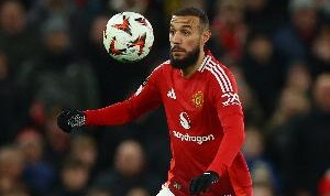 马兹拉维：英超没有冬歇很难熬，让我踢得最艰难的对手是三笘薫