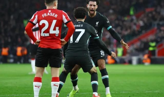 【英超】法老幽默双响，利物浦3-2圣徒，31分领跑英超