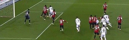 欧冠赛程-【意甲】C罗32分钟完美帽子戏法 尤文图斯3比1客胜