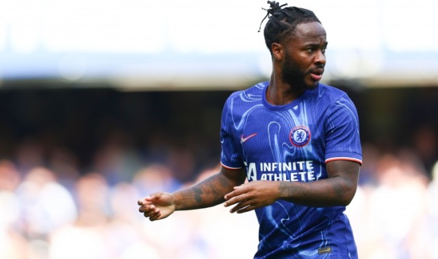 电讯报：切尔西考虑外租斯特林，球员超30万镑周薪是最大障碍