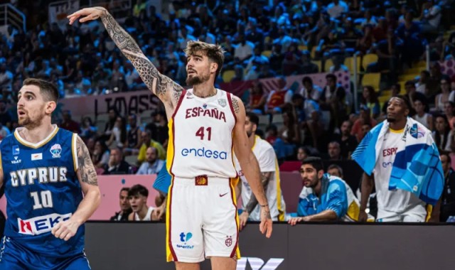 九游体育官网-胡安-埃尔南戈麦斯全场三分5中2，得到9分4篮板1封盖