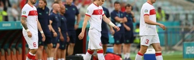 九游体育-全负出局防守“创历史” 土耳其缺的只是经验吗？