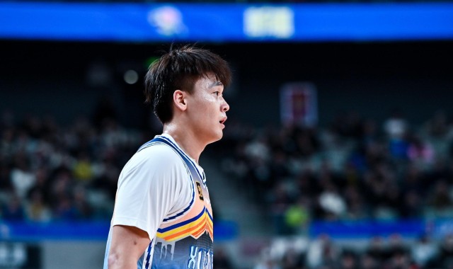 九游体育官网-高升&amp;amp;孙思尧&amp;amp;纳托尔 赵睿将是北京男篮队史第4个穿24号球衣球员