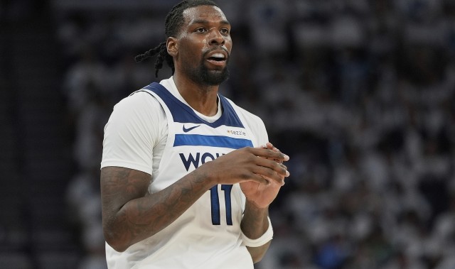 杨曦皓解析里德比赛智慧：精妙移动与进攻选择彰显卓越空间意识