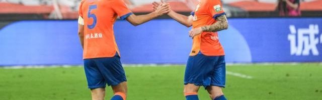 九游体育官网-泰山绝杀功臣直言运气不错：观察之后做出跑位决策