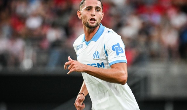 九游体育-迪马：AC米兰正在等待拉比奥特、乔-戈麦斯的答复，谈判正在继续